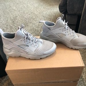 Men’s Nike Huarache